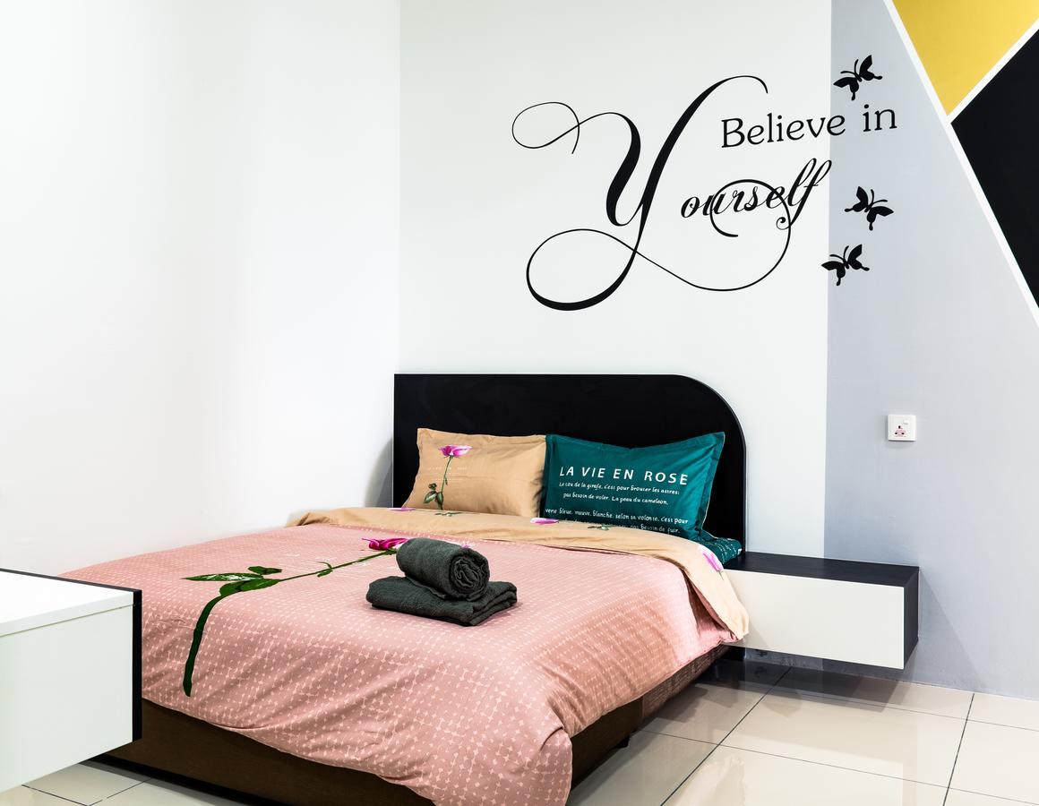 Southwest Island Suite By D Imperio Homestay Bayan Lepas Luaran gambar